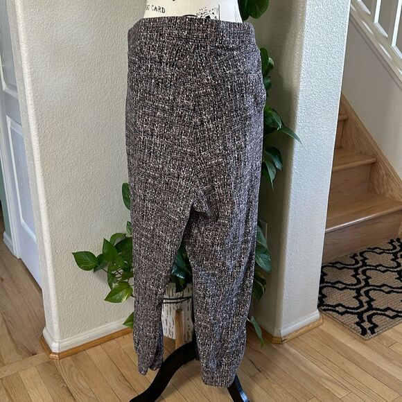 Torrid - Picture 2 of 14